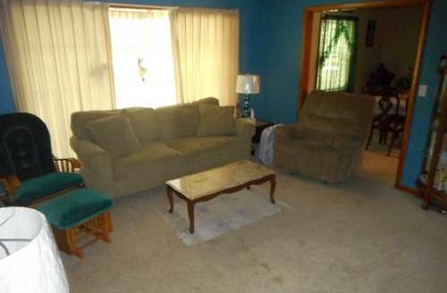 801 Shadwell St. Flora, IL 62839