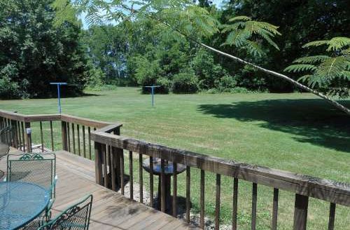 801 Shadwell St. Flora, IL 62839