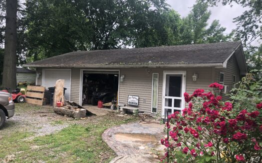 Charming Remodeled Victorian Home with Garage/Shop *SOLD 4-7-2023*