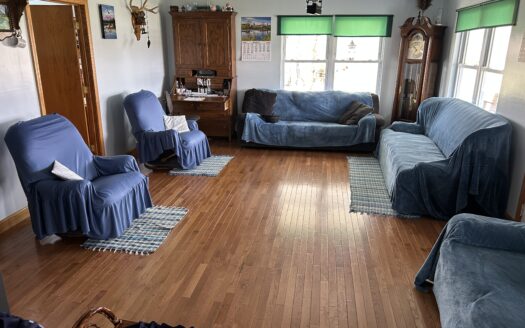 REAL ESTATE & PERSONAL PROPERTY AUCTION SAT., APRIL 25 @ 10:00AM – COUNTRY HOME ON 19.95 ACRES, 16, ACRES, 30.26 ACRES, & OUTSTANDING PERSONAL PROPERTY AUCTION