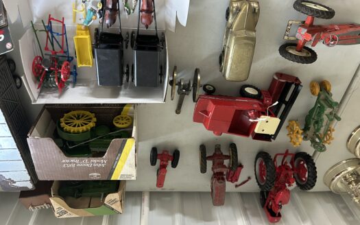 REAL ESTATE & PERSONAL PROPERTY AUCTION SAT., APRIL 25 @ 10:00AM – COUNTRY HOME ON 19.95 ACRES, 16, ACRES, 30.26 ACRES, & OUTSTANDING PERSONAL PROPERTY AUCTION