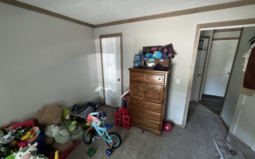 Clay County – Truly Move-In-Ready Home *NEW LISTING*