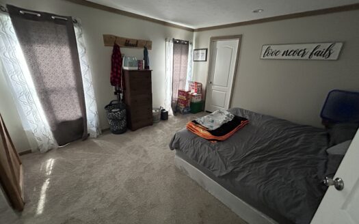 Clay County – Truly Move-In-Ready Home *NEW LISTING*