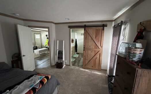 Clay County – Truly Move-In-Ready Home *NEW LISTING*