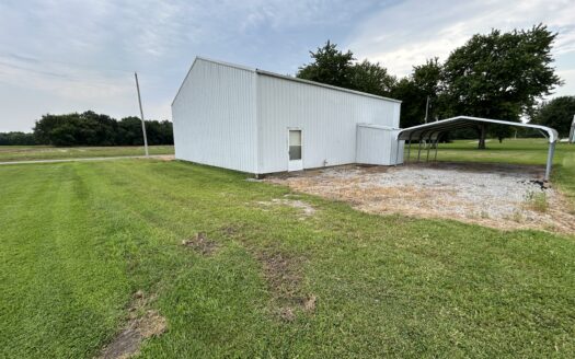 Clay County – Versatile Building In The Country *NEW LISTING*